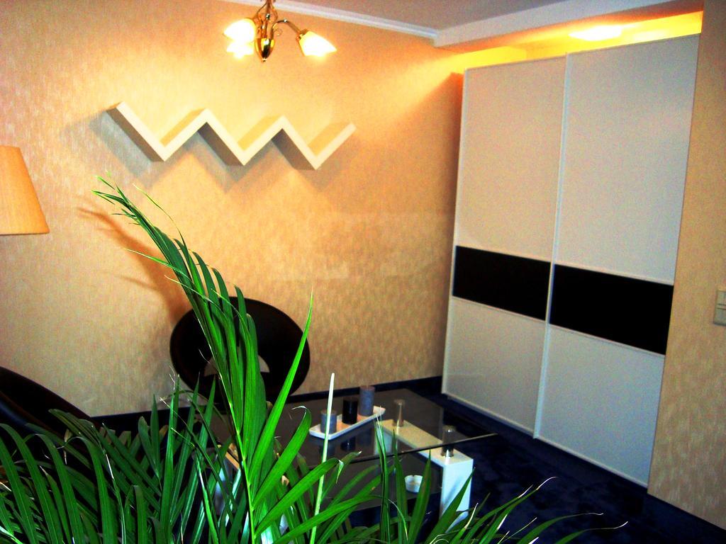 Sankt Kilian Hotel Zum Goldenen Hirsch מראה חיצוני תמונה