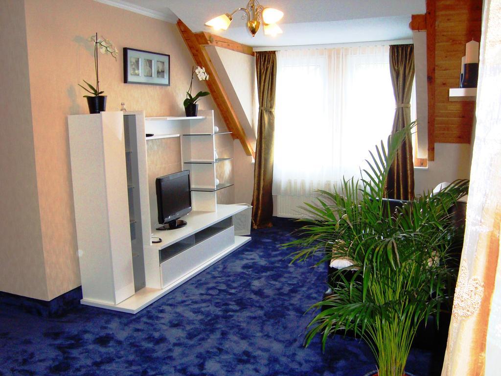 Sankt Kilian Hotel Zum Goldenen Hirsch חדר תמונה