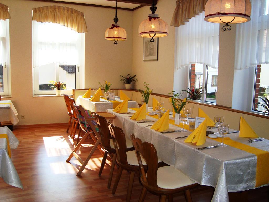 Sankt Kilian Hotel Zum Goldenen Hirsch מראה חיצוני תמונה