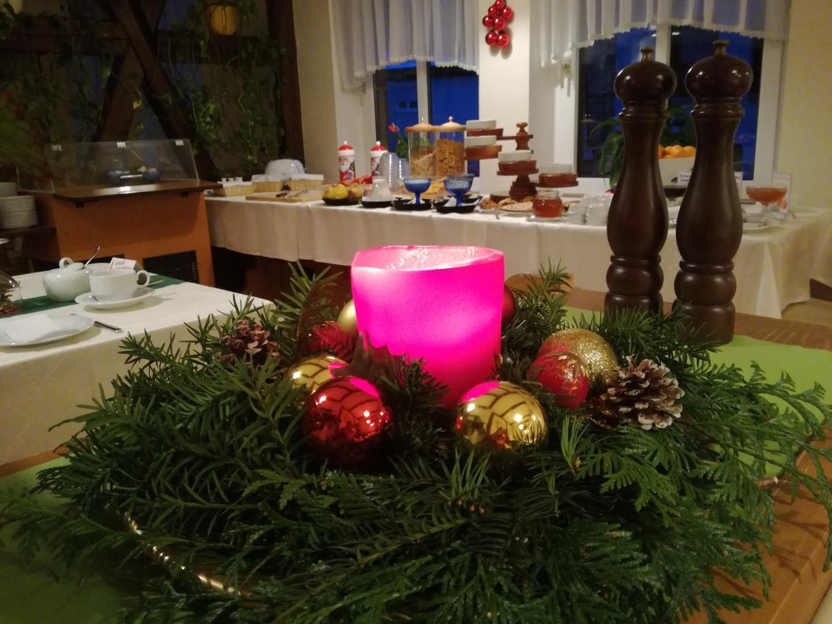 Sankt Kilian Hotel Zum Goldenen Hirsch מראה חיצוני תמונה